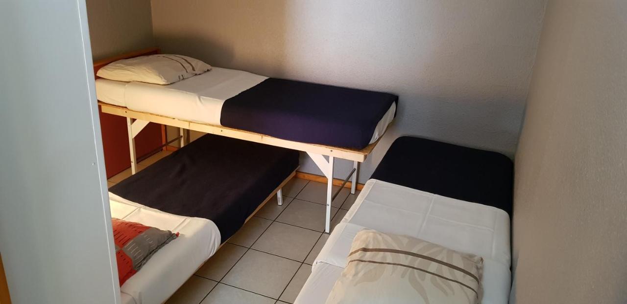 Hotel Eco Logis Espace Bellevue Séméac エクステリア 写真
